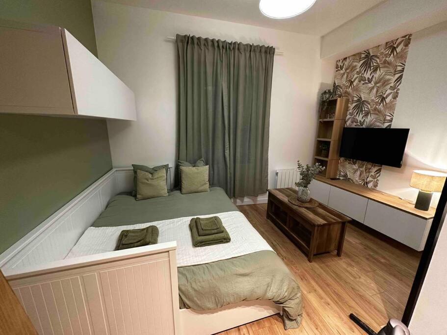 Le P'Tit Antoine Apartman Pont-Évêque Kültér fotó