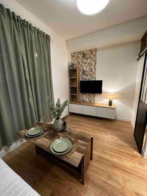 Le P'Tit Antoine Apartman Pont-Évêque Kültér fotó